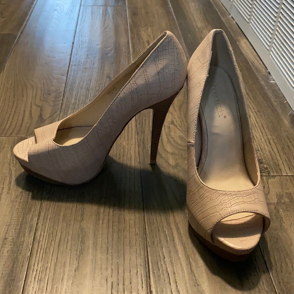 Beige open toe pumps
